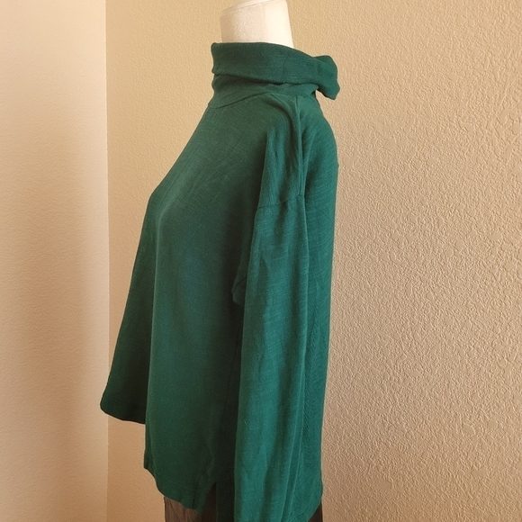 J Crew vintage fleece Turtleneck green , classic , womans size M - Picture 3 of 9